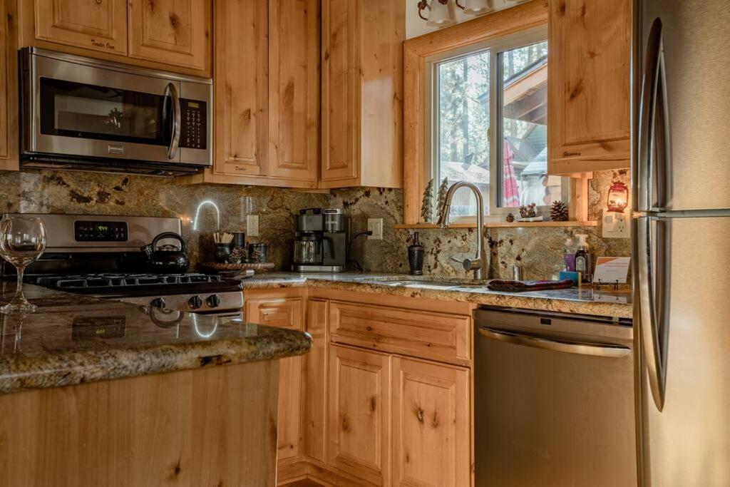 Hot Tub*Kids Room*Family Cabin Big Bear City Esterno foto